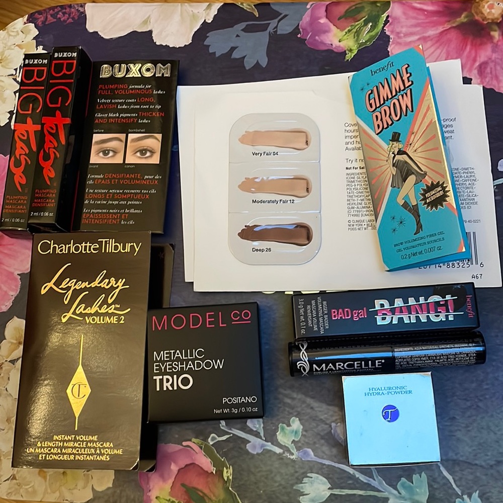 Makeup bundle
